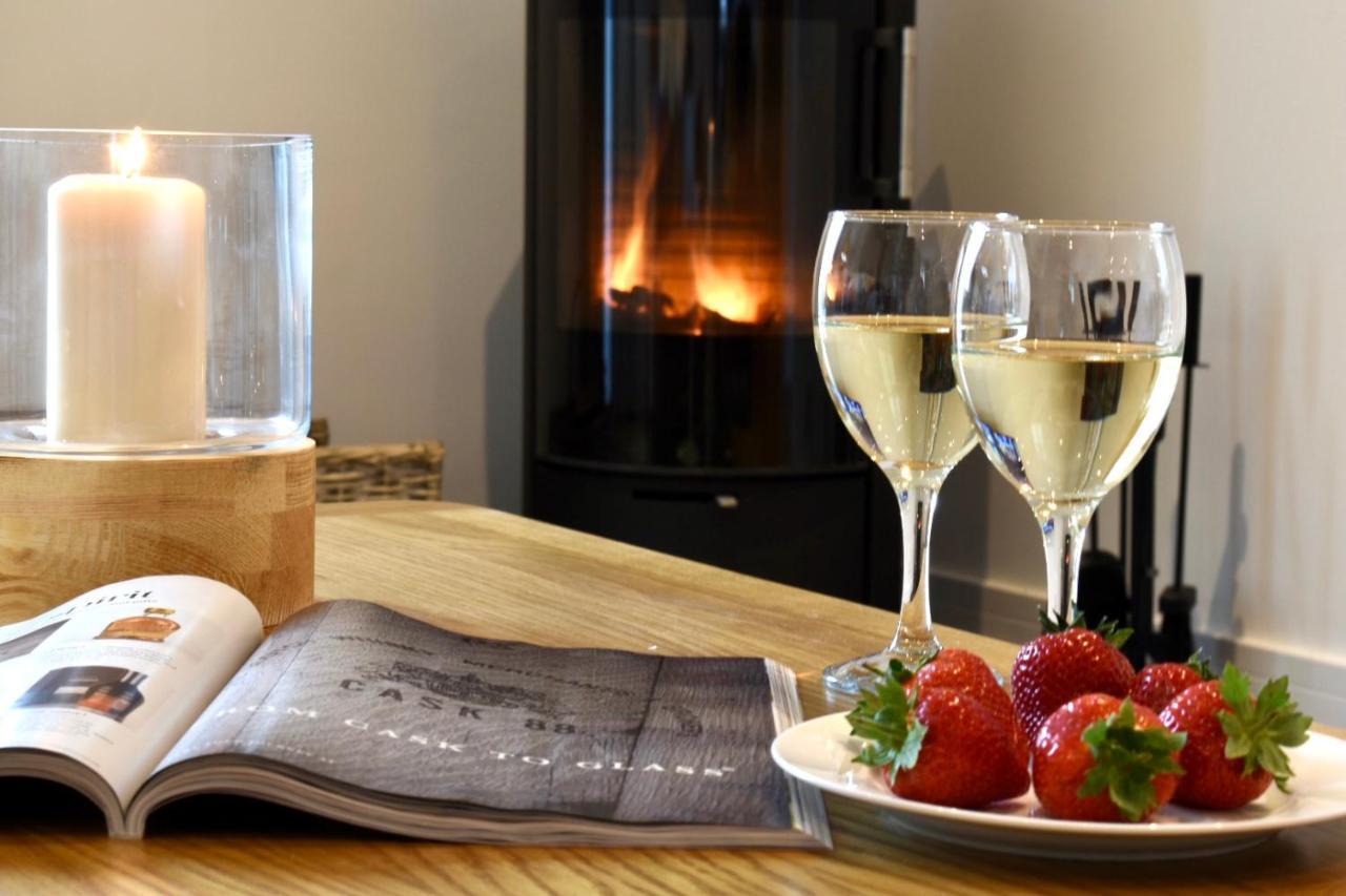 The Heronry Hideaway With Luxury Hot Tub Ballachulish Eksteriør billede