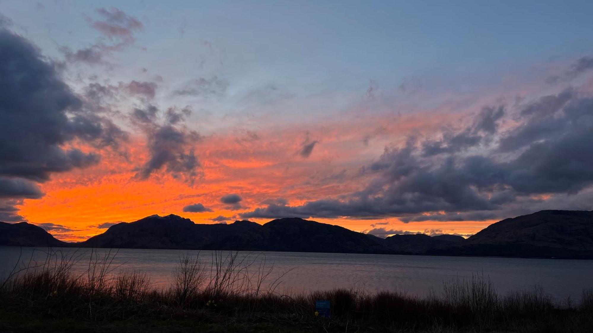 The Heronry Hideaway With Luxury Hot Tub Ballachulish Eksteriør billede