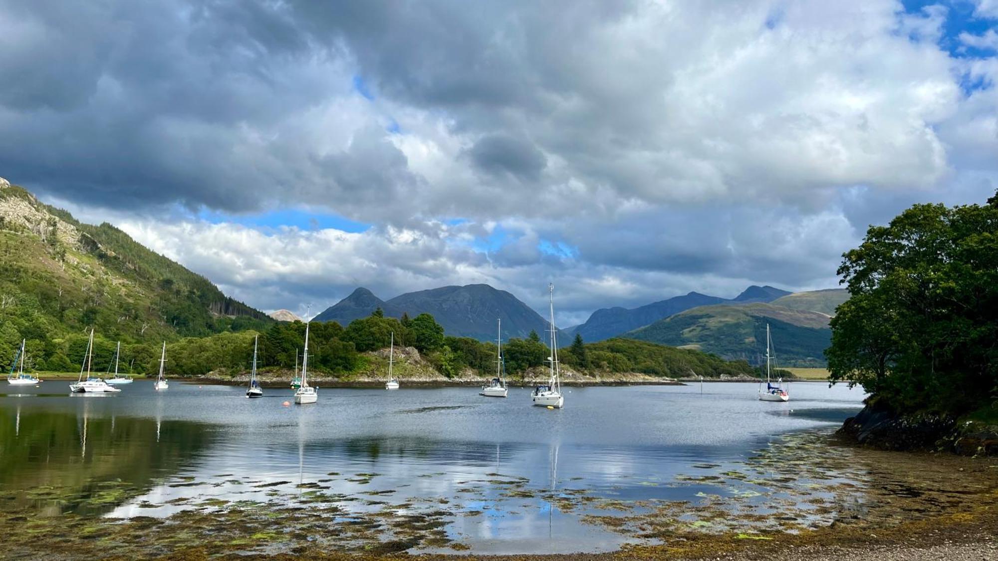 The Heronry Hideaway With Luxury Hot Tub Ballachulish Eksteriør billede