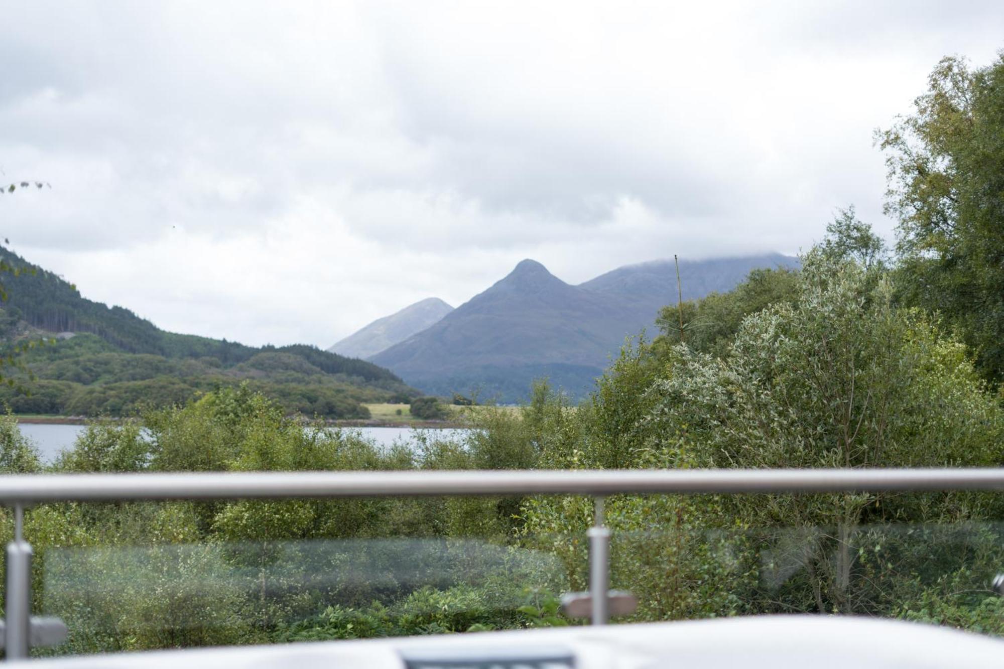 The Heronry Hideaway With Luxury Hot Tub Ballachulish Eksteriør billede