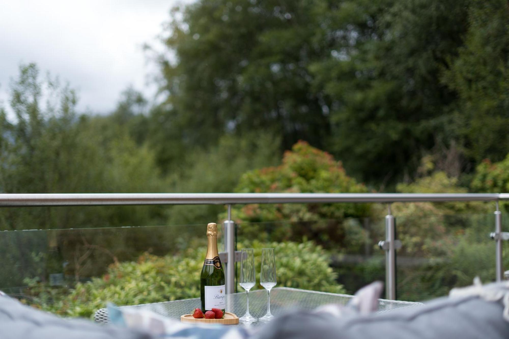 The Heronry Hideaway With Luxury Hot Tub Ballachulish Eksteriør billede